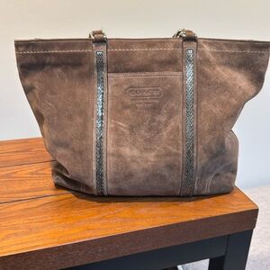 Crew Vintage 1990s Soft Black Leather Shoulder Crossbody Tote Bag